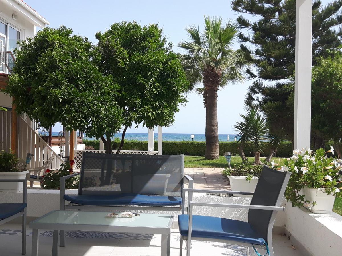 Kermia Beach Apartment Larnaca Exterior photo
